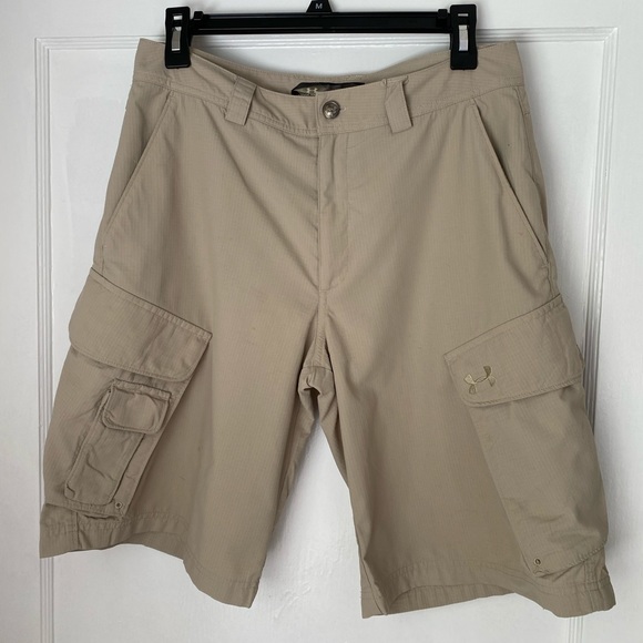 Under Armour Other - Men’s Under Armoir Cargo shorts
